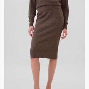 GAP Cashsoft Midi Sweater Skirt